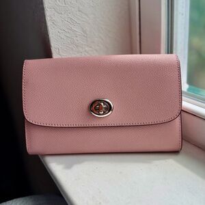 Coach F21696 Light Pink Crossbody Clutch Purse - No Chain!
